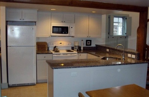 Nantucket Town House | Cottage in Prime ~In-Town~ Location