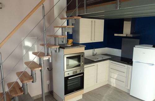 Piolenc Cottage | cottage in the center of tourist places