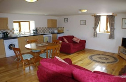 Tywyn Cottage | Cottage ISAF, A barn conversion comprising two semi-detached cottages