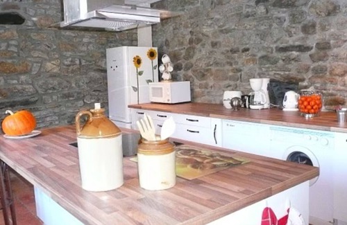 Chatillon-sur-Cluses Cottage | Cottage 'Leyetaz' with Lake View, Private Terrace and Wi-Fi