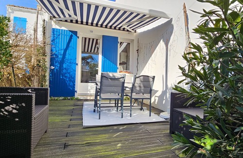 La Faute-sur-Mer House | Cottage near beach and forest, parking, wifi
