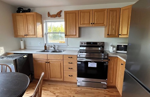 Cardigan House | Cottage on the Cardigan River