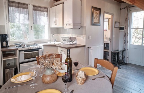 Sigonce Cottage | Cottage-Private Bathroom-Le mas du lac