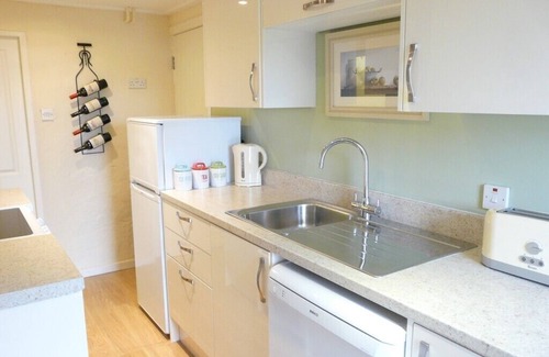 Moelfre Cottage | Cottage Sandy Beach Location Dafarn Rhos Lligwy Moelfre Anglesey Wales