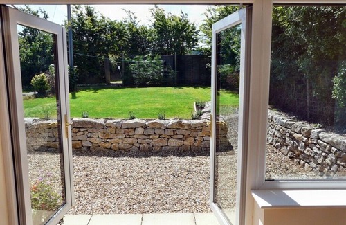 Moelfre Cottage | Cottage Sandy Beach Location Dafarn Rhos Lligwy Moelfre Anglesey Wales