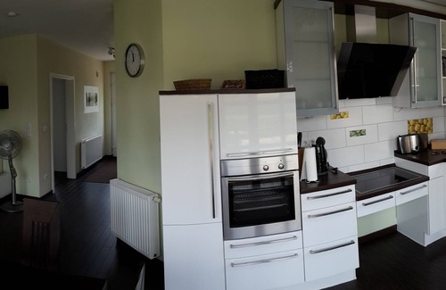 Garz House | Cottage "Tante Waltraut" Barrier-free A with terrace, garden, internet and much more.