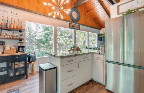 Mi-Wuk Village Cottage | Cottage w/Fire Pit & Grill in Mi-Wuk Village!