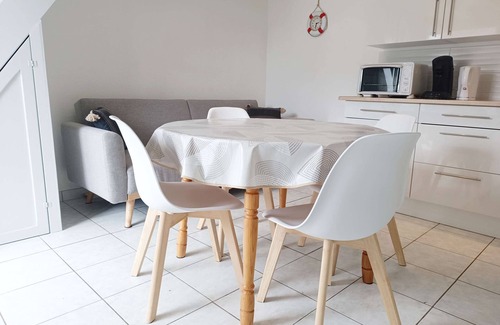 La Remigeasse House | Cottage with Terrace, Parking 800m from the Beach