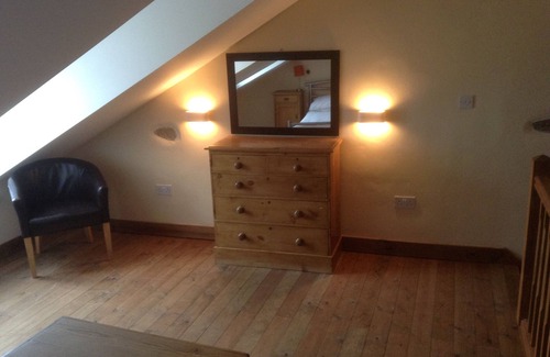 High Peak Cottage | Cottage With Views Over the Peak Forest Canal and Kinder Scout.