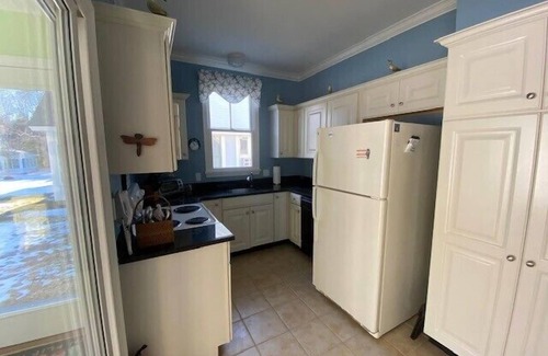 Summer Village Cottage | Cottages at Summer Village, fully furnished cottage, Wi-fi, heated pools, hot tub