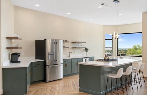 Cottonwood House | Cottonwood Paradise: Luxe Home w/Pool-Expansive Epic Views!