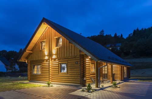 Steinwiesen Apartment | Country chalet (153m2) with 4 bedrooms for up to 10 people
