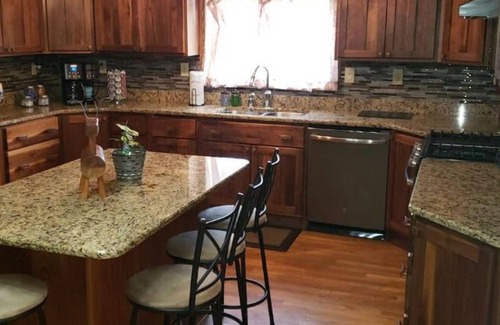 Fredonia Other | Country Farmhouse Lodge
