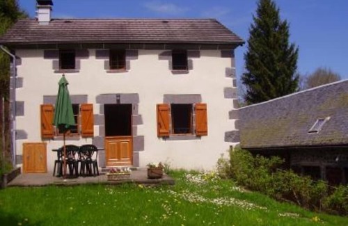 Saint-Pierre-le-Chastel Cottage | Country Cottage/Gite - PONTGIBAUD