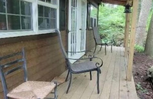 Elkton Apartment | Country Get Away 1 Bedroom Apartment