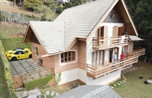 Vila Inglesa House | Country Home by Capivari Lodge Home