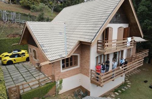 Vila Inglesa House | Country Home by Capivari Lodge Home