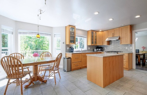 Brentwood Bay House | Country Home on Garden Gate Drive