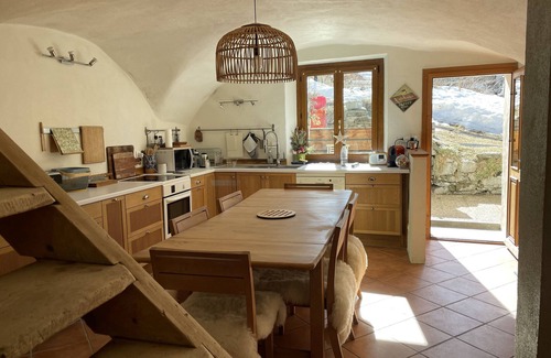 Montgenevre House | Country house at the foot of cross-country ski trails in winter and hiking in summer