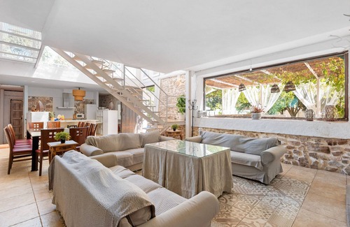 Archidona House | Country House 'Cortijo La Vega Archidona' with Mountain View, Wi-Fi and Air Conditioning