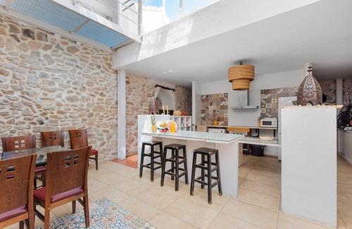 Archidona House | Country House 'Cortijo La Vega Archidona' with Mountain View, Wi-Fi and Air Conditioning