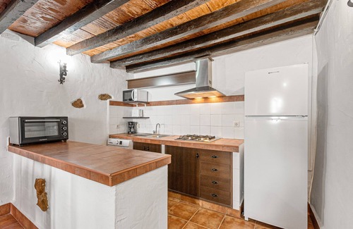 Malaga House | Country House 'El Pajar' with Lake View, Shared Pool and Wi-Fi