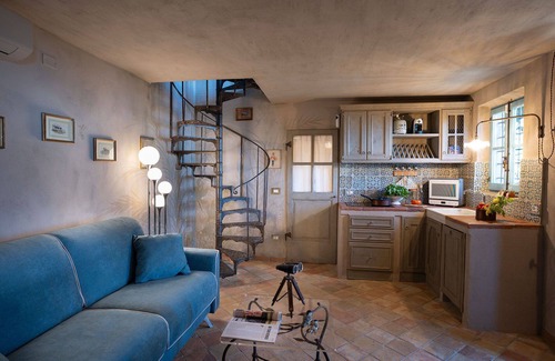 Pietrasanta Other | Country House/Farm House in Seravezza with 1 bedrooms sleeps 4