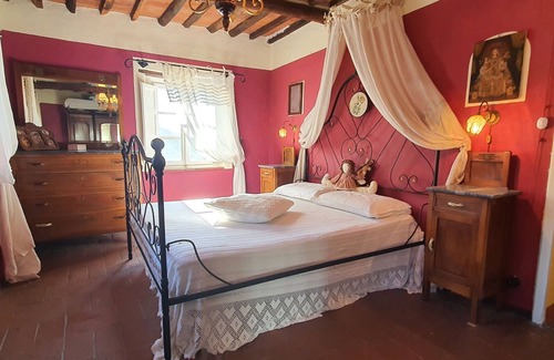 Chiatri Other | Country House/Farm House in Chiatri with 4 bedrooms sleeps 8