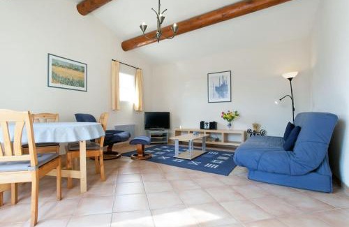Arles Apartment | Country house in Arles Provence peaceful and lovely