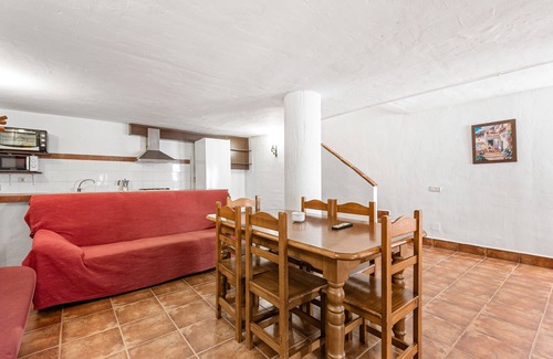 Malaga House | Country House 'La Cuadra' with Lake View, Shared Pool and Private Terrace