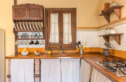 Orgiva House | Country House 'Lavanda' with Mountain View, Shared Pool and Wi-Fi