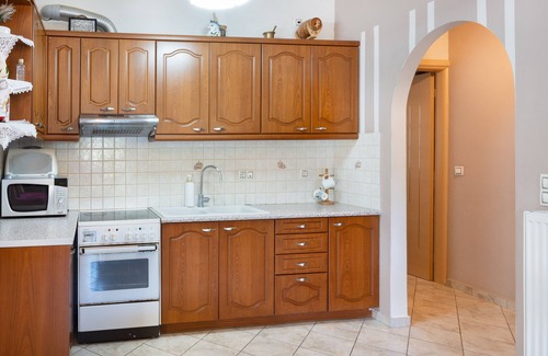 Melanes Villa | Country House 'Villa Emmanuela' with Mountain View, Private Terrace and Wi-Fi