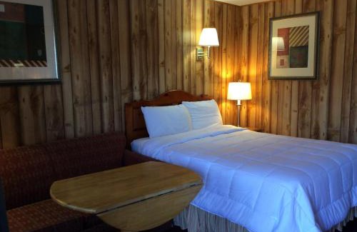 Licking Hotel | Country Inn - Licking