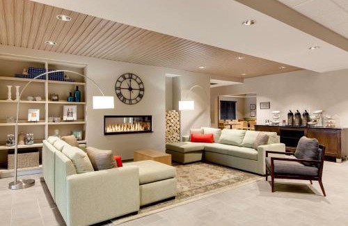 Springfield Hotel | Country Inn & Suites by Radisson, Springfield Southeast