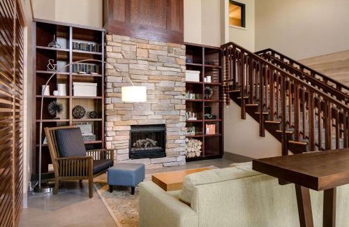 Middleton Hotel | Country Inn & Suites by Radisson, Madison West, WI