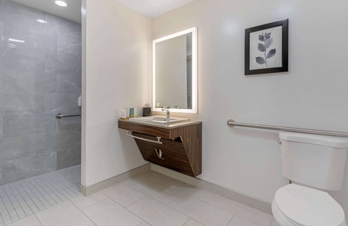 Vallejo Hotel | Country Inn & Suites by Radisson, Vallejo Napa Valley, CA