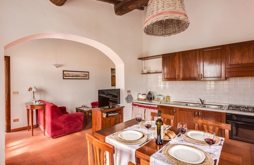 Fauglia House | Country House Podere Frogs Happy - ROSE