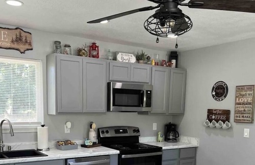 Red Bluff House | Country setting with large pool