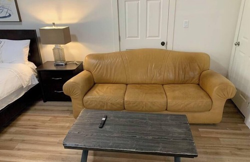 Port Alberni House | Country studio pet friendly