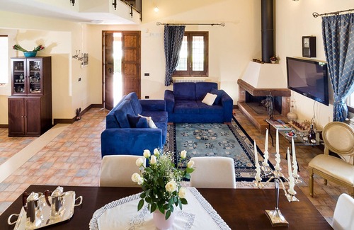Casale Modica Villa | Country villa with pool in Noto, Sicily