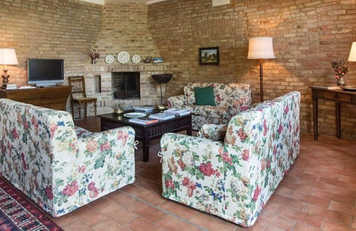Bagni di Tabiano Villa | Country villa with swimming pool in Emilia Romagna