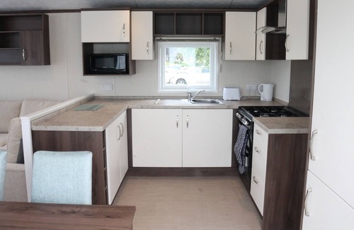 Stourmouth House | Countryside Holiday Park by the River nr Canterbury (Pet-Friendly)