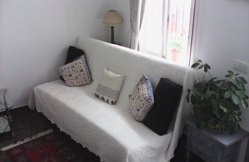 Periana Cottage | Countryside holiday cottage, village setting with sea views.