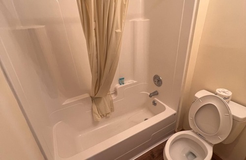 Lake George Hotel | Countryside Inn
