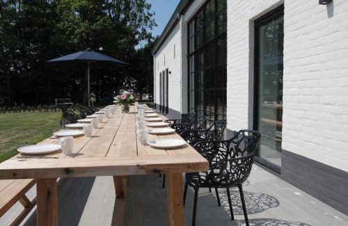 Zuidzande Villa | Countryside Villa in Zuidzande with Private Garden