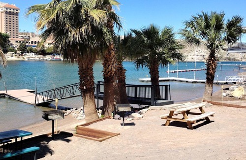 Laughlin Apartment | Couples Love Nest