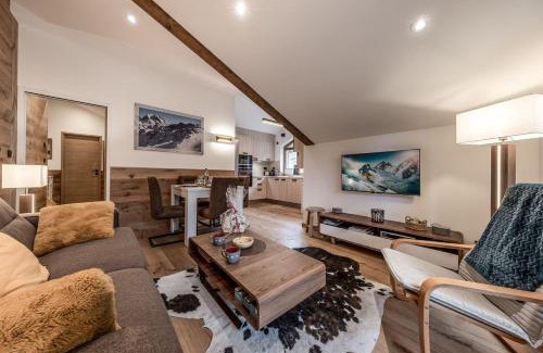 Courchevel Apartment | Courchevel cozy Penthouse with Views & Parking Residence Hellebore