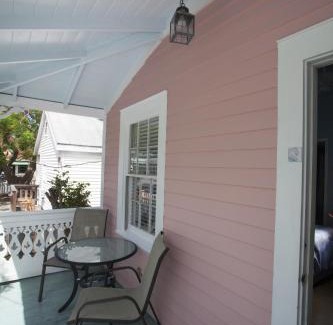 Key West Historic District House | Courtney's Place Historic Cottages & Inns