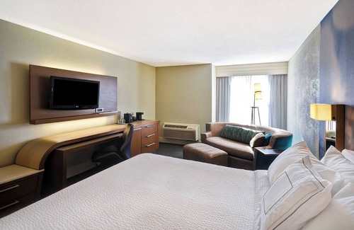 Hyannis Hotel | Courtyard By Marriott Cape Cod Hyannis