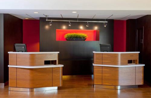 Columbus Hotel | Courtyard by Marriott Columbus